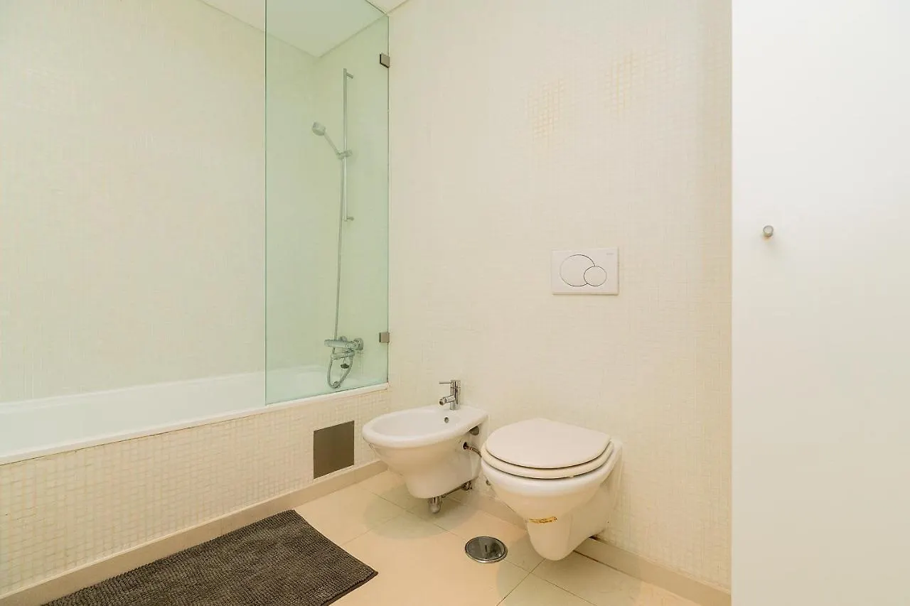 Appartamento Warm Ample Space With Wall Beds Lisbona Portogallo